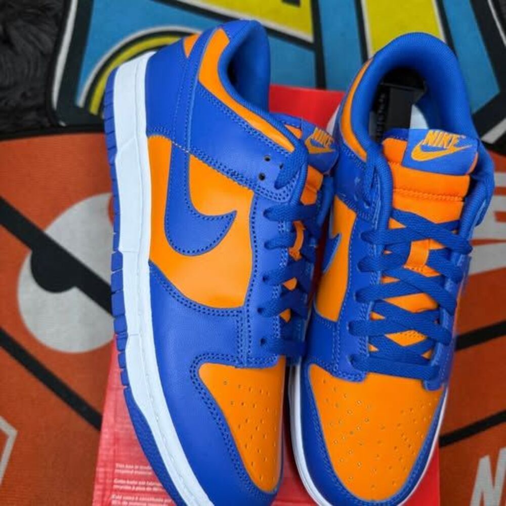 Nike Dunk Knicks Size 9.5M